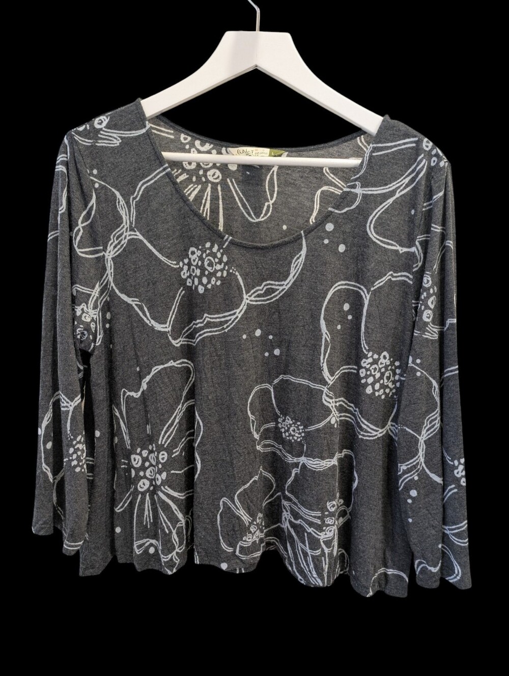 Chalet et Ceci Floral Top Large Charcoal Gray Bamboo Blend Scoop Neck Lagenlook